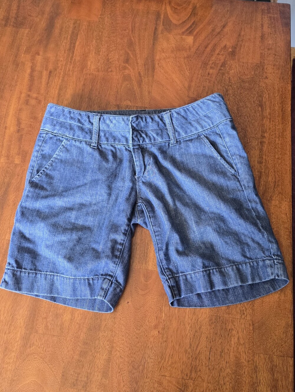 American Eagle Outfitters Women's Denim Bermuda Shorts in Blue